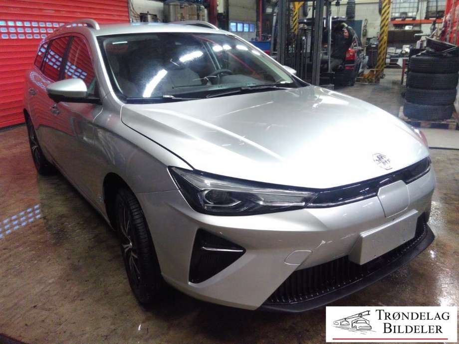 MG MG5 2022-->> , Motorkode: TZ204XS1152|EU174A61S, Girkassekode: 