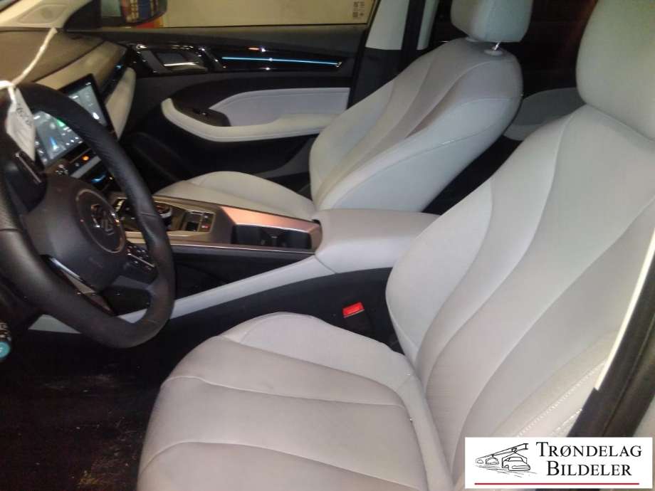 MG MG5 2022-->> , Motorkode: TZ204XS1152|EU174A61S, Girkassekode: 