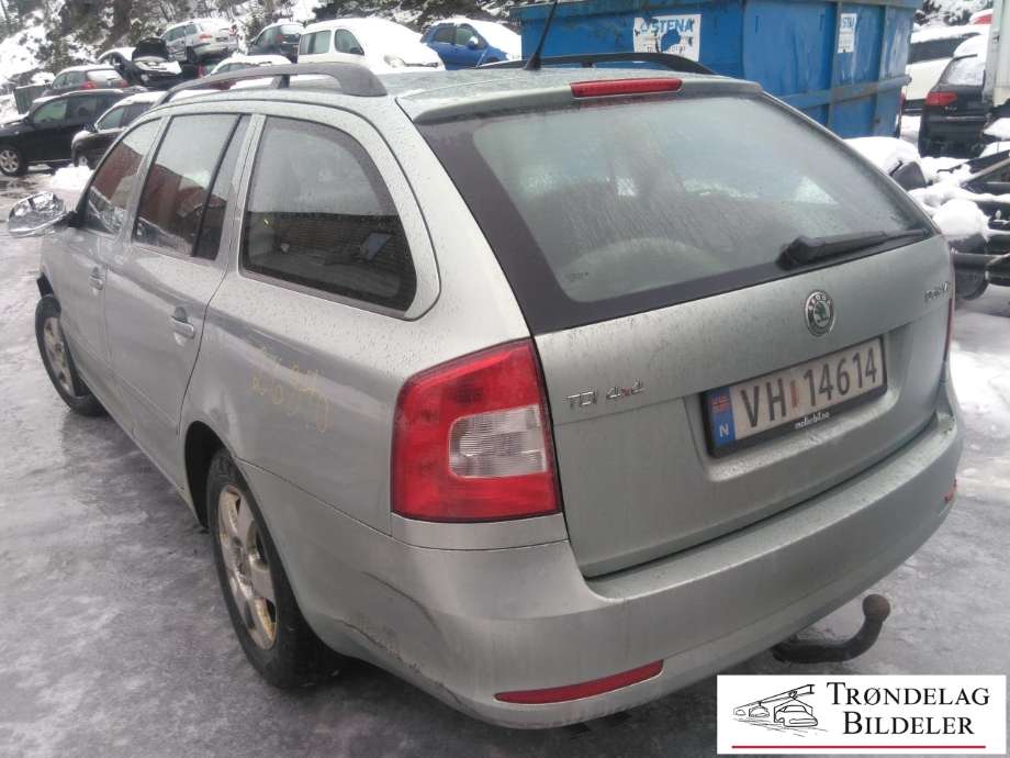 Škoda Octavia 2009-2013 (Type II, Fase 2) , Motorkode: BLS, Girkassekode: KNQ