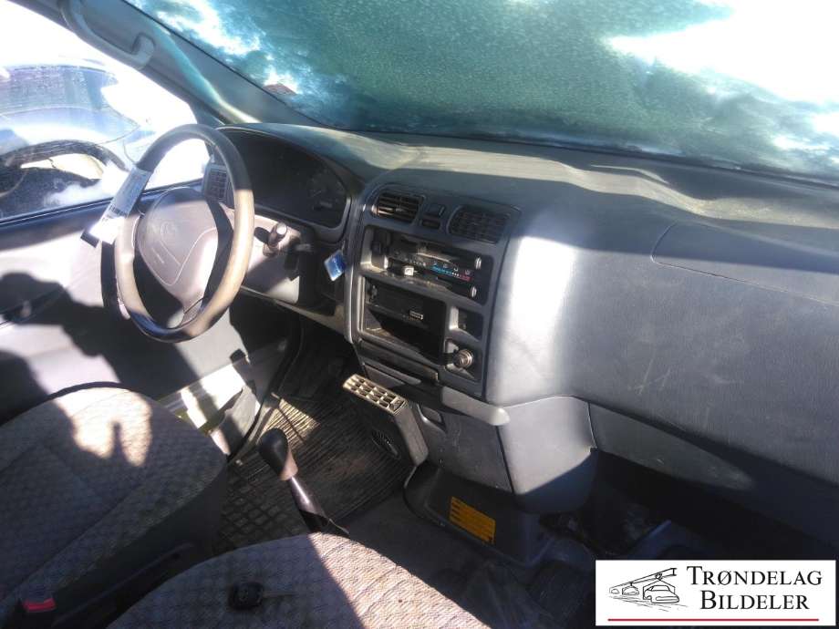 Toyota Hiace 2001-2006 (Fase 2) , Motorkode: 2KD-FTV, Girkassekode: 