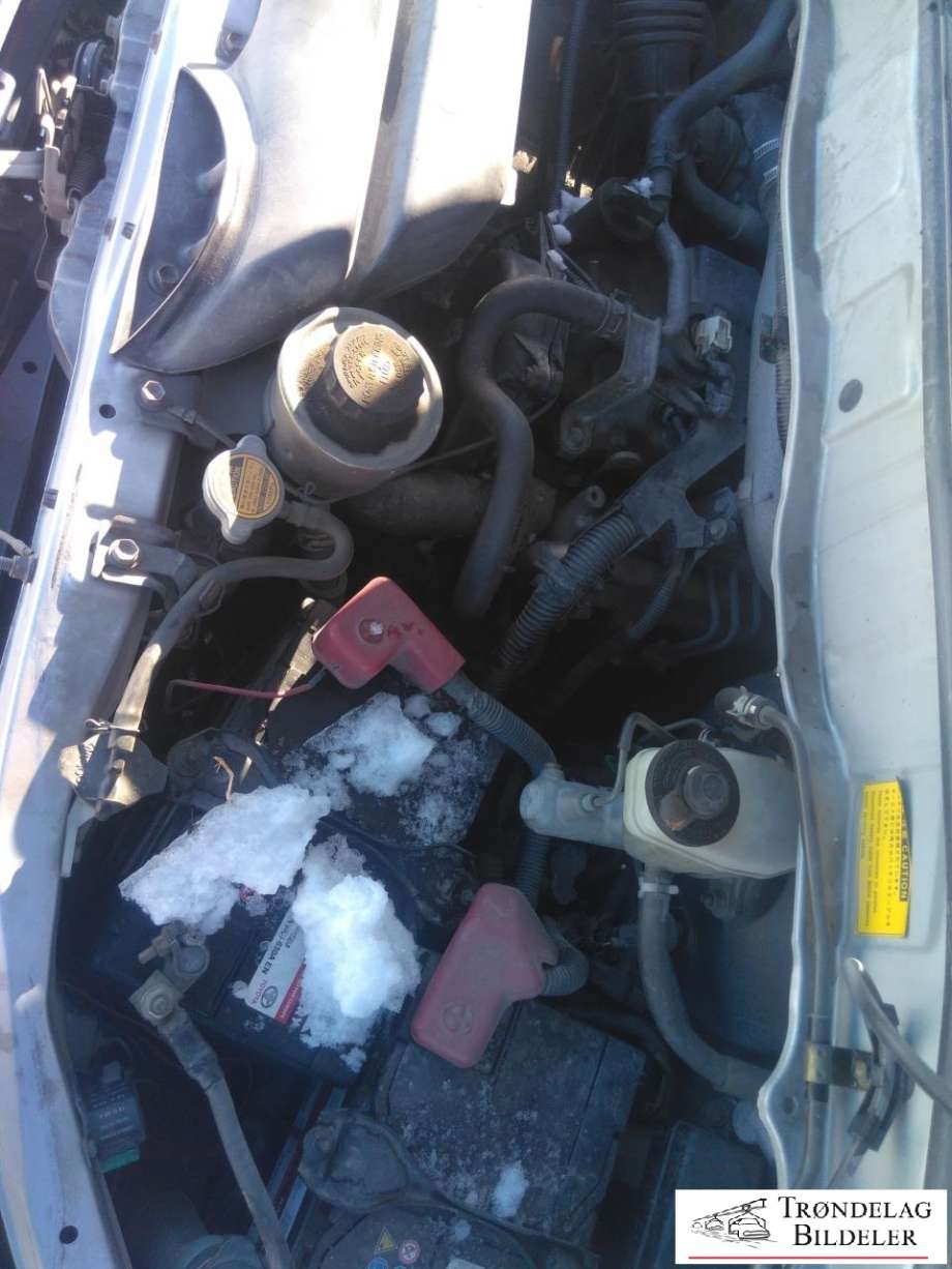 Toyota Hiace 2001-2006 (Fase 2) , Motorkode: 2KD-FTV, Girkassekode: 