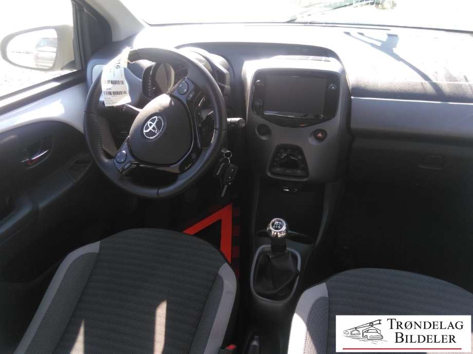 Toyota Aygo 2014-->> (Type II) , Motorkode: 1KR-FE, Girkassekode: 