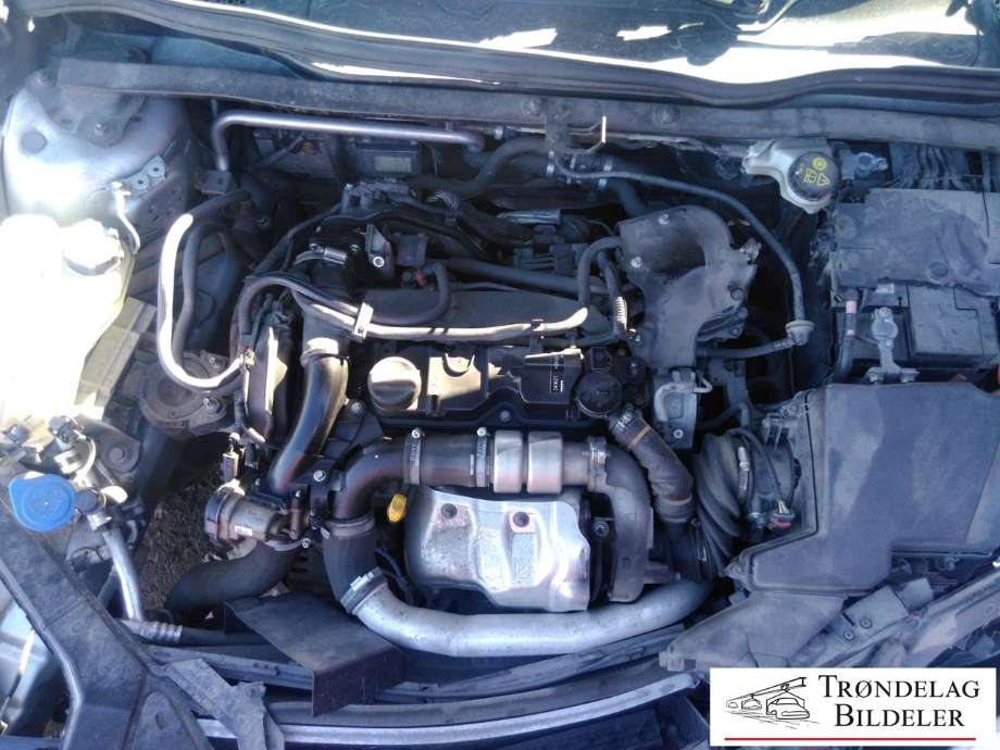 Volvo V40 2012-2019 , Motorkode: D4162T, Girkassekode: 6-MAN 2WD / B6