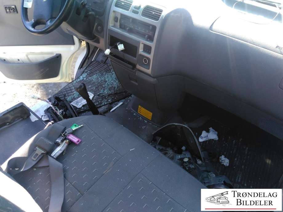 Toyota Hiace 2007-2012 (Fase 3) , Motorkode: 2KD-FTV, Girkassekode: 