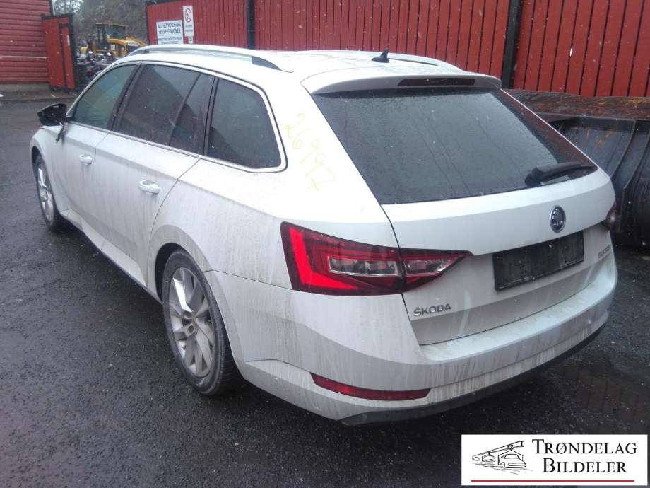 Škoda Superb 2015-->> (Type III) , Motorkode: CZEA, Girkassekode: QXC