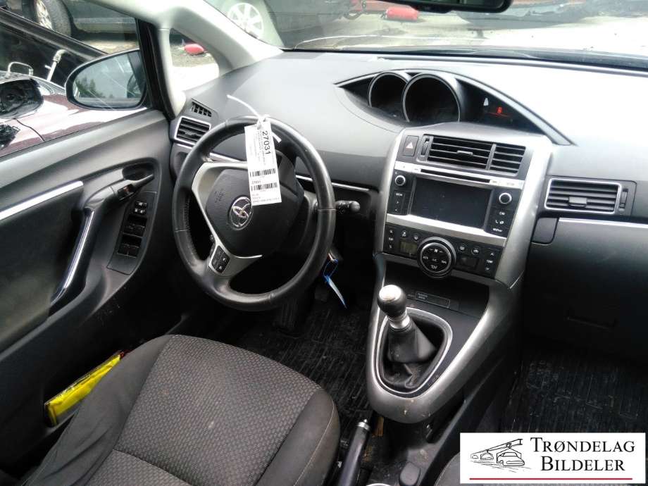 Toyota Verso 2009-2016 (Type III) , Motorkode: 1AD-FTV, Girkassekode: 