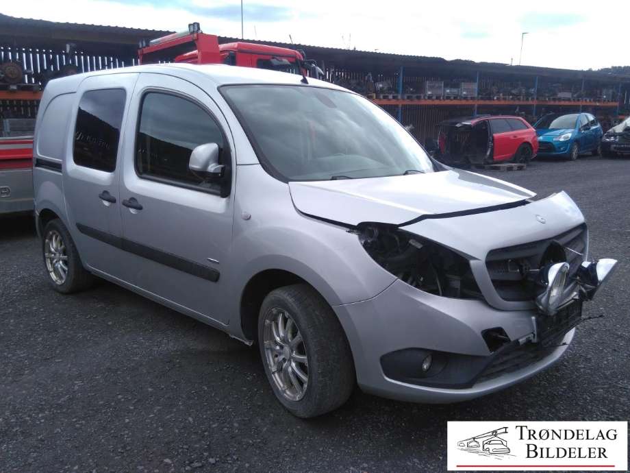 Mercedes Citan 2012-2021 (W415) (W415), Motorkode: K9K B6, Girkassekode: 