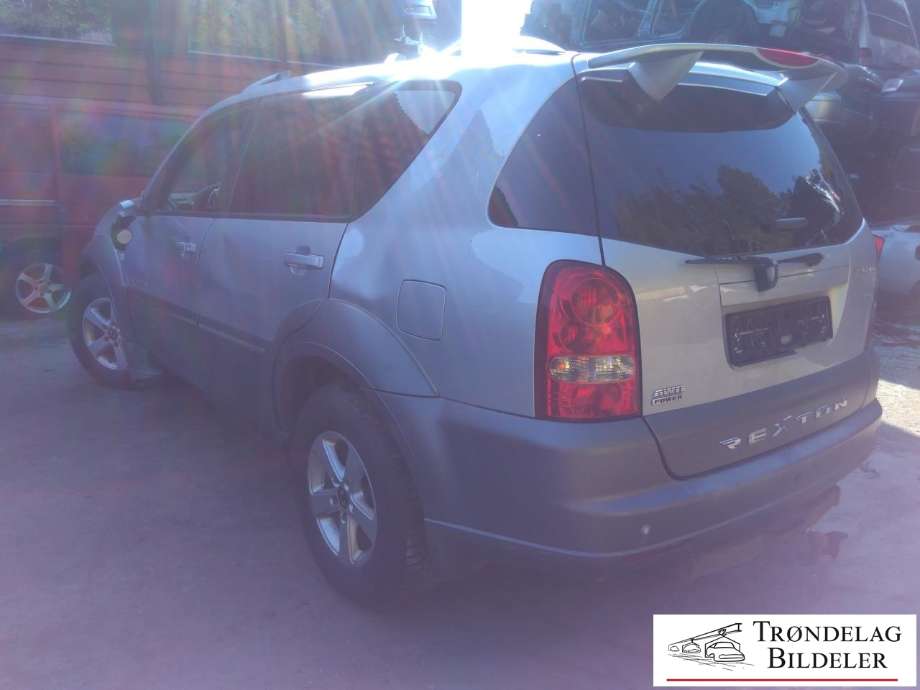 SsangYong Rexton 2004-2006 (Fase 2) (Y200) (Y200), Motorkode: D27R-056, Girkassekode: 