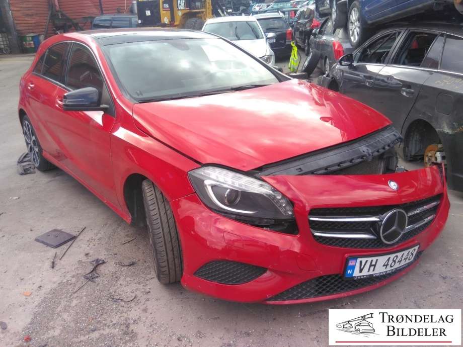 Mercedes A-Klasse 2012-2018 (W176) (W176), Motorkode: 270910, Girkassekode: 