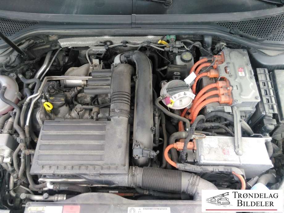 VW Passat 2015-2019 (Fase 1) (B8) (B8), Motorkode: CUKC, Girkassekode: SCB