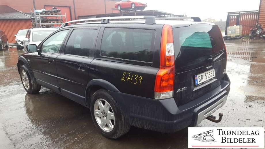 Volvo XC70 2005-2007 (Type I, Fase 2) , Motorkode: D5244T, Girkassekode: 6-MAN 4WD / M66 AWD
