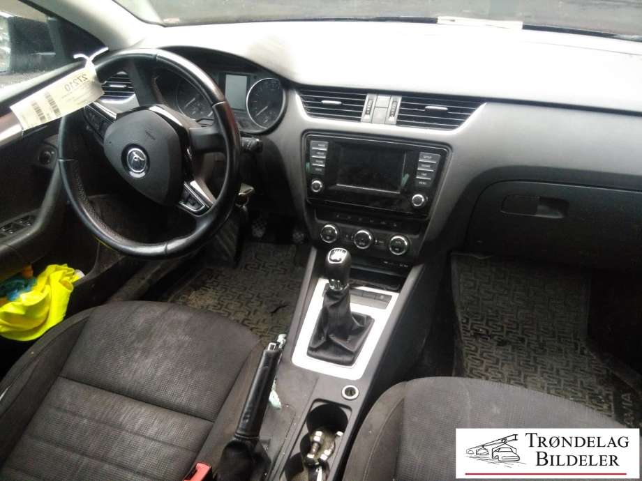 Škoda Octavia 2013-2016 (Type III, Fase 1) , Motorkode: CLHA, Girkassekode: MRV