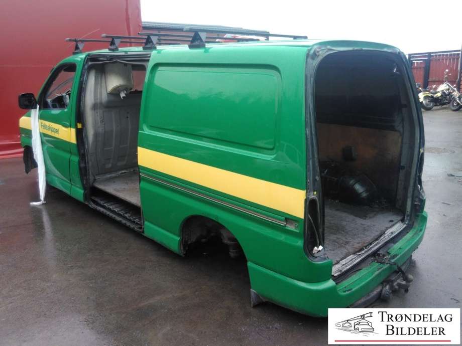 Toyota Hiace 2007-2012 (Fase 3) , Motorkode: 2KD-FTV, Girkassekode: 
