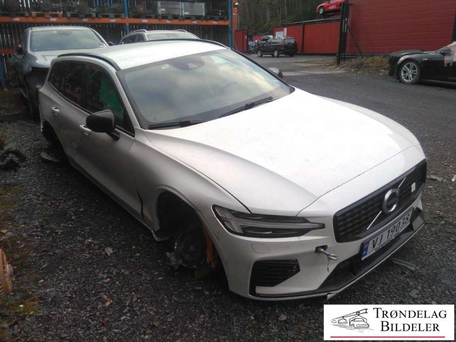 Volvo V60 / V60 CC 2018-->> (Type II) , Motorkode: B4204T48 / B1MPHEV, Girkassekode: 8-AUT 2WD / TG-81SD