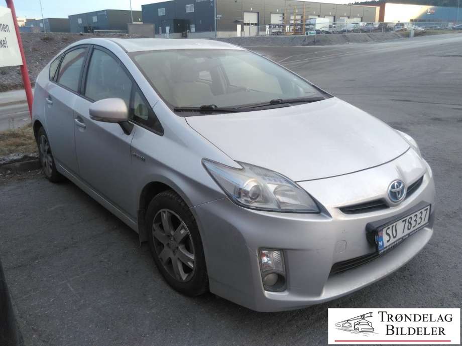 Toyota Prius 2009-2016 (Type III) (COMBI) (COMBI), Motorkode: 2ZR-FXE, Girkassekode: 