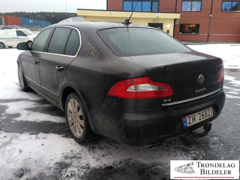 Škoda Superb 2008-2015 (Type II) delebil , Motorkode: CBBB, Girkassekode: KNW