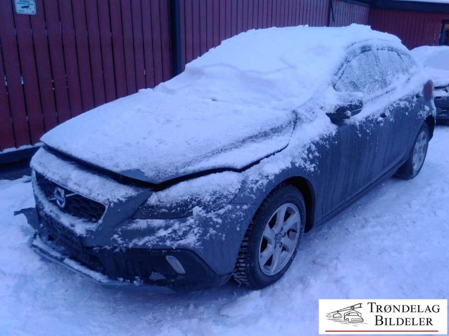 Volvo V40 2012-2019 delebil , Motorkode: D4162T, Girkassekode: 6-MAN 2WD / B6