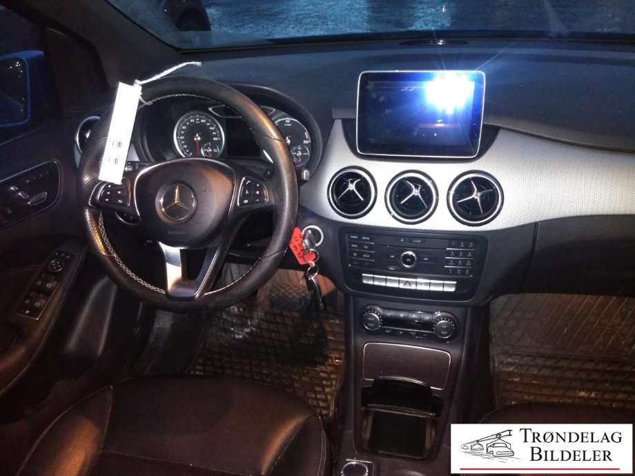 Mercedes B-Klasse, electric drive 2014-2018 (W242) (W242), Motorkode: EM0004, Girkassekode: 