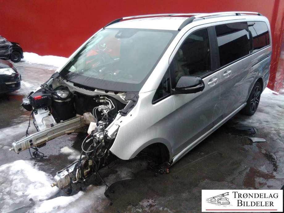 Mercedes V-Klasse 2014-->> (W447) (W447), Motorkode: 654.920, Girkassekode: D725055