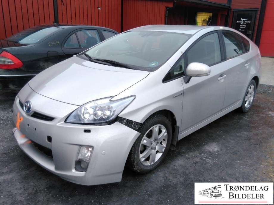 Toyota Prius 2009-2016 (Type III) (COMBI) (COMBI), Motorkode: 2ZR-FXE, Girkassekode: 