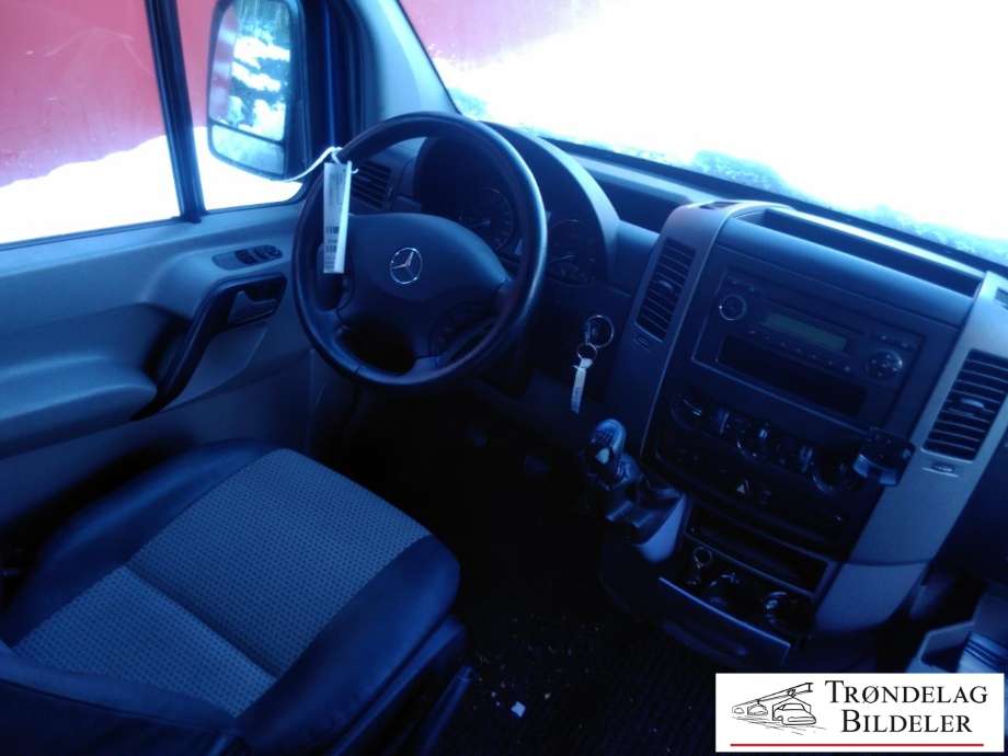 Mercedes Sprinter 2006-2013 (Fase 1) (906) (906), Motorkode: 646.985, Girkassekode: D711651