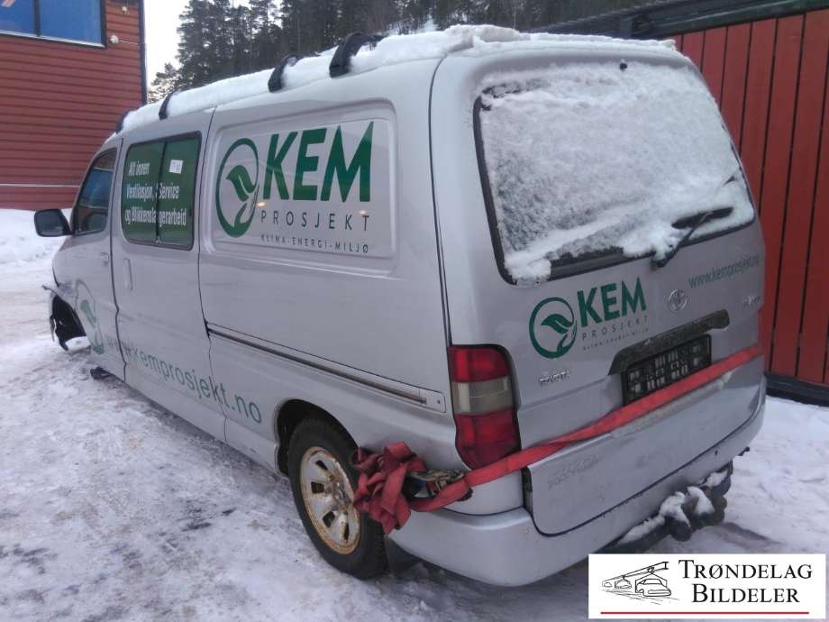 Toyota Hiace 2001-2006 (Fase 2) , Motorkode: 2KD-FTV, Girkassekode: 