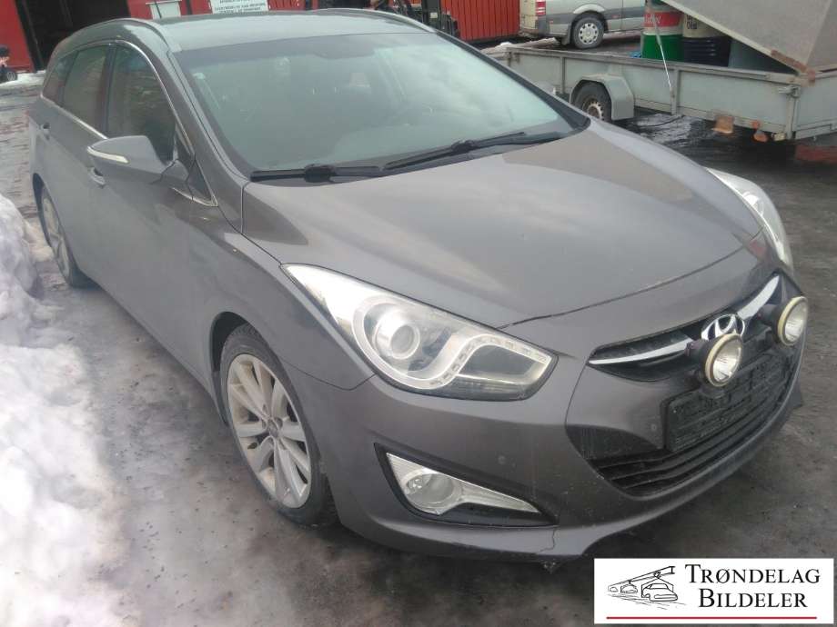 Hyundai i40 2012-2017 , Motorkode: D4FD, Girkassekode: 