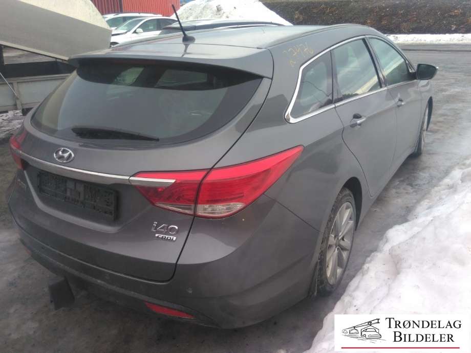 Hyundai i40 2012-2017 , Motorkode: D4FD, Girkassekode: 