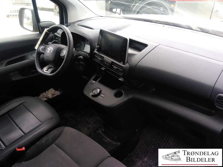 Toyota Proace City 2020-->> , Motorkode: YH01, Girkassekode: 