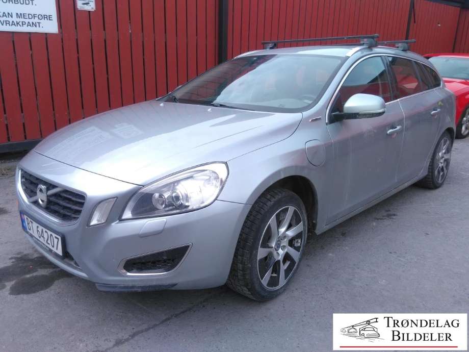 Volvo V60 2010-2013 (Type I, Fase 1) , Motorkode: D5244T15, Girkassekode: 6-AUT 2WD / TF-80SD