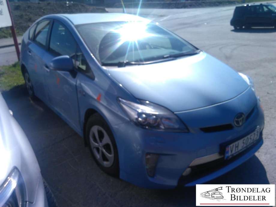 Toyota Prius 2009-2016 (Type III) (COMBI) (COMBI), Motorkode: 2ZR-FXE, Girkassekode: 