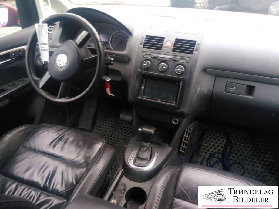 VW Touran 2003-2006 (Type I, Fase 1) , Motorkode: BKD, Girkassekode: HLG