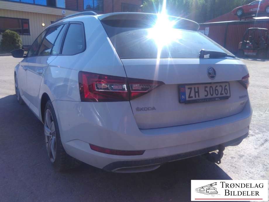 Škoda Superb 2015-->> (Type III) , Motorkode: DFE, Girkassekode: QGN  GRT