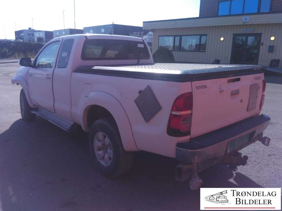 Toyota Hilux 2012-2016 , Motorkode: 2KD-FTV, Girkassekode: