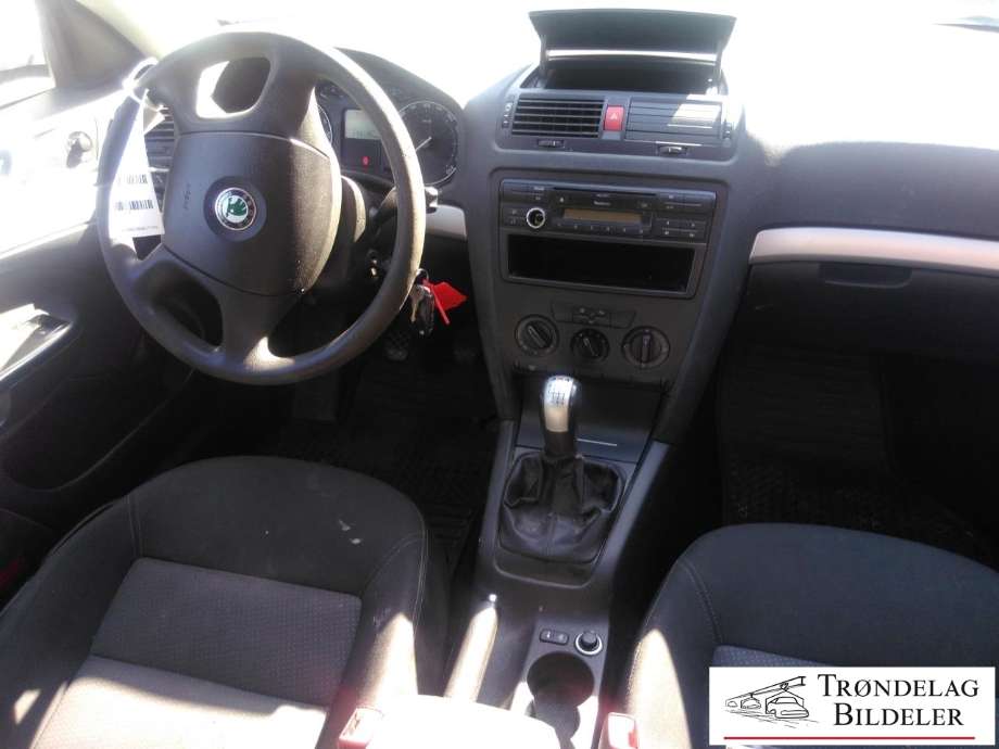 Škoda Octavia 2005-2008 (Type II, Fase 1) , Motorkode: BLS, Girkassekode: KDX
