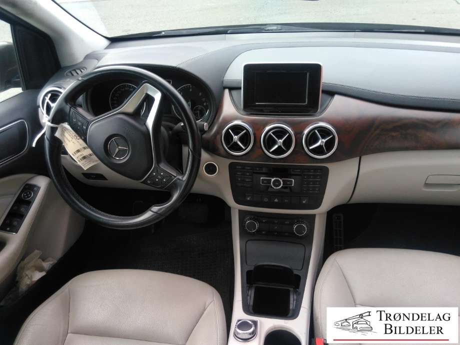 Mercedes B-Klasse 2011-2018 (W246) (W246), Motorkode: 651901, Girkassekode: D724003
