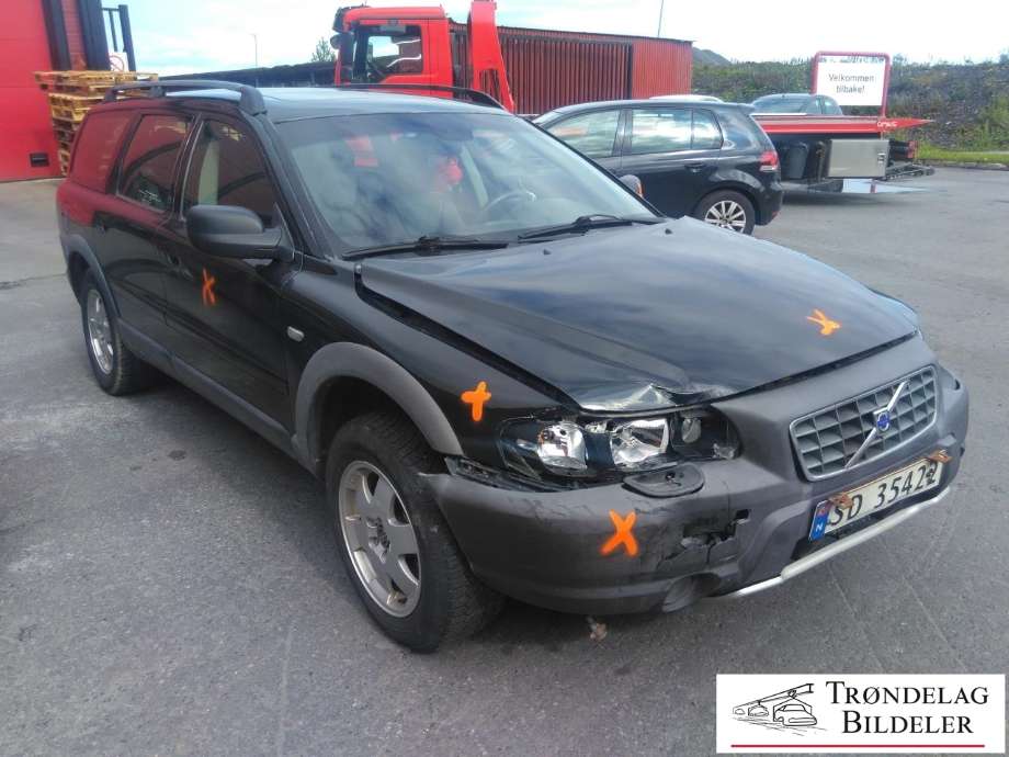 Volvo XC70 2001-2004 (Type I, Fase 1) , Motorkode: D5244T, Girkassekode: 5-AUT 4WD / AW50/51 AWD
