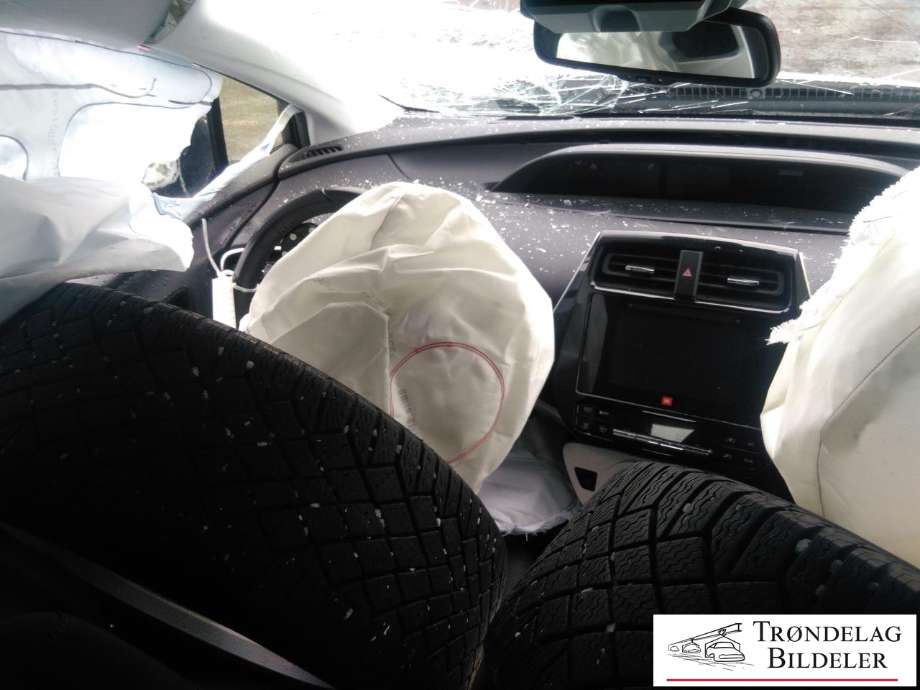 Toyota Prius 2016-2023 (Type IV) (combi) delebil , Motorkode: 2ZR-FXE, Girkassekode: