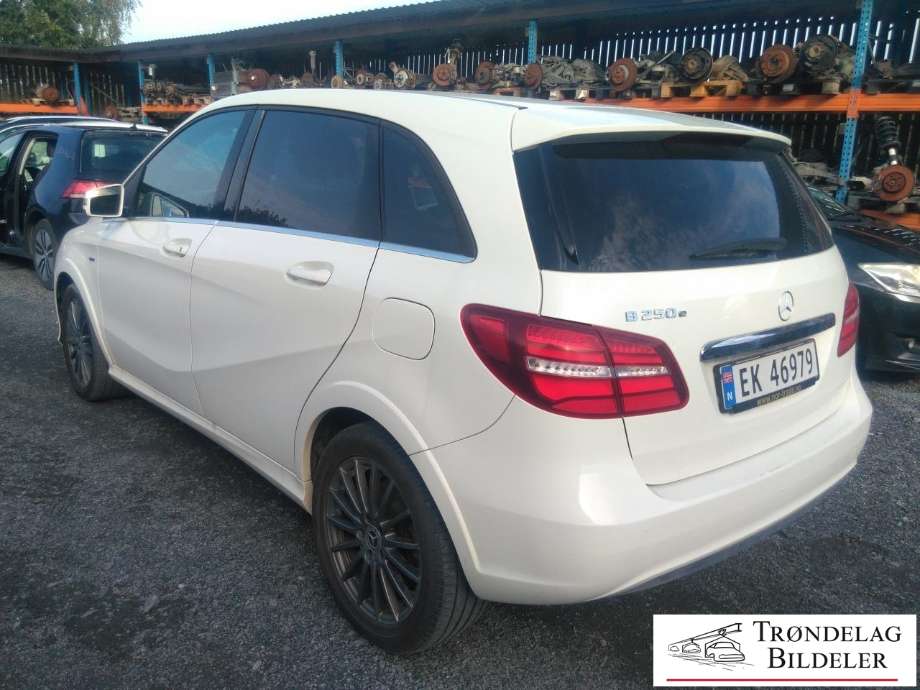 Mercedes B-Klasse, electric drive 2014-2018 (W242) (W242), Motorkode: EM0004, Girkassekode: 