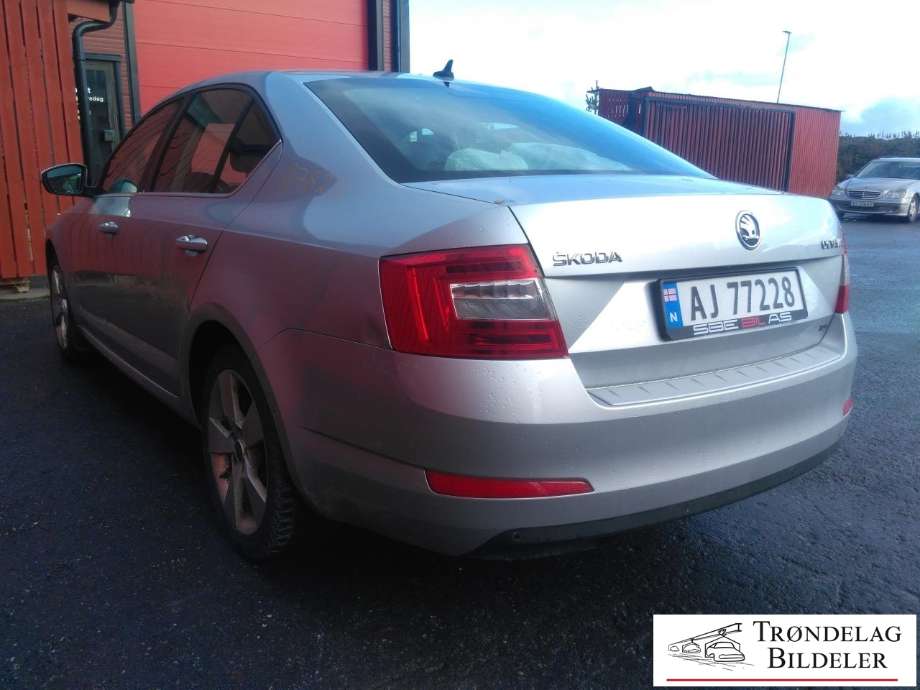 Škoda Octavia 2013-2016 (Type III, Fase 1) , Motorkode: CLHA, Girkassekode: MWW