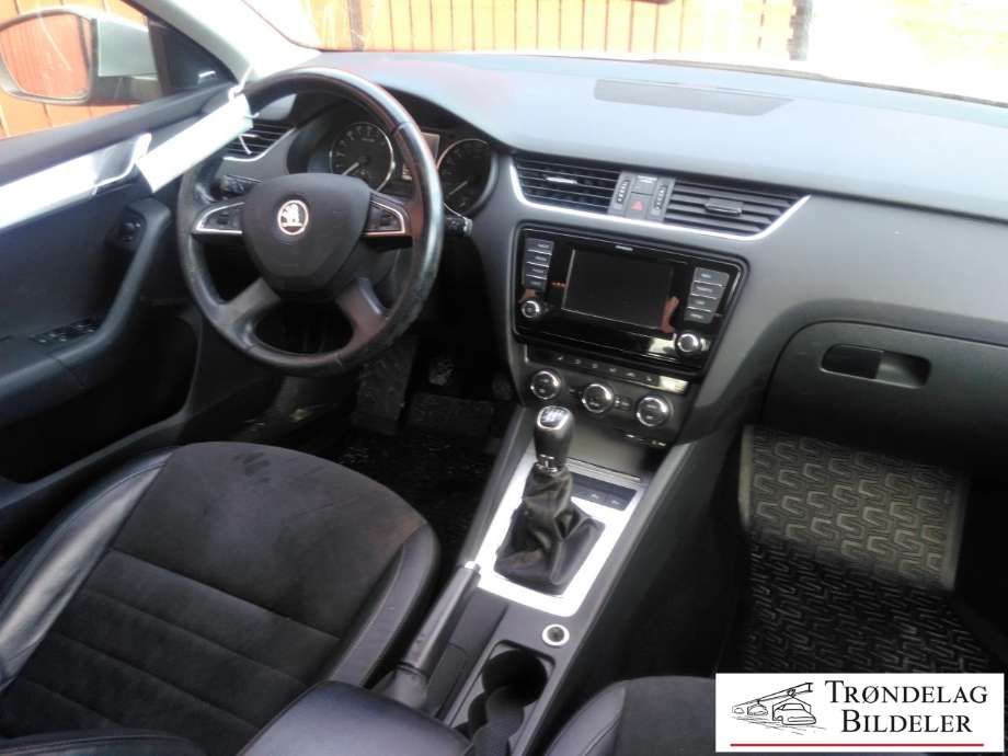 Škoda Octavia 2013-2016 (Type III, Fase 1) , Motorkode: CLHA, Girkassekode: MWW