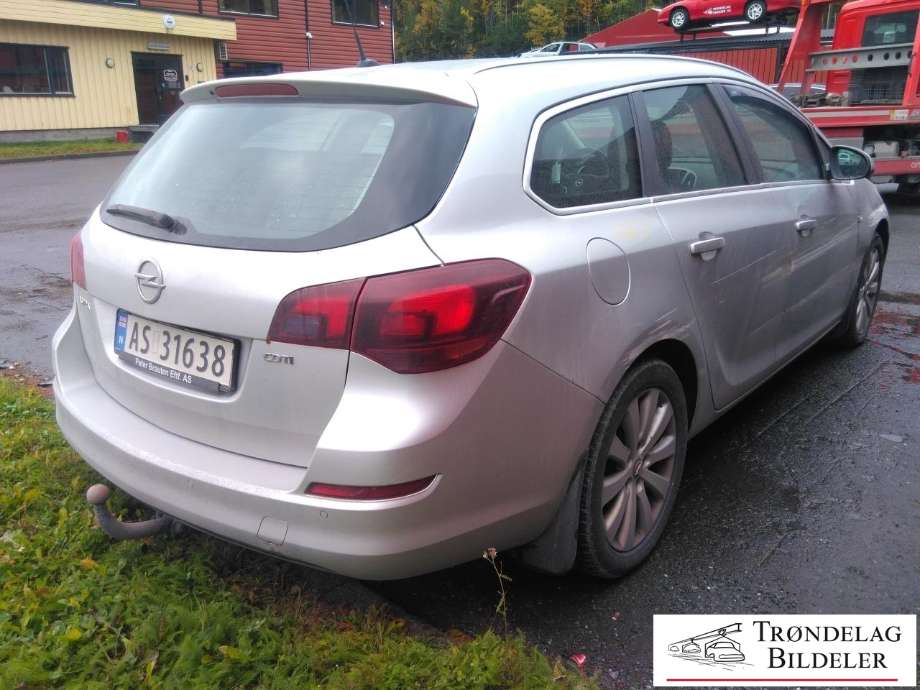 Opel Astra J 2010-2015 , Motorkode: A17DTR, Girkassekode: 