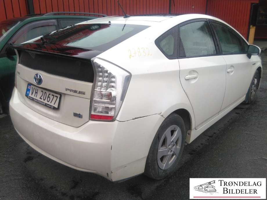Toyota Prius 2009-2016 (Type III) (COMBI) (COMBI), Motorkode: 2ZR-FXE, Girkassekode: 