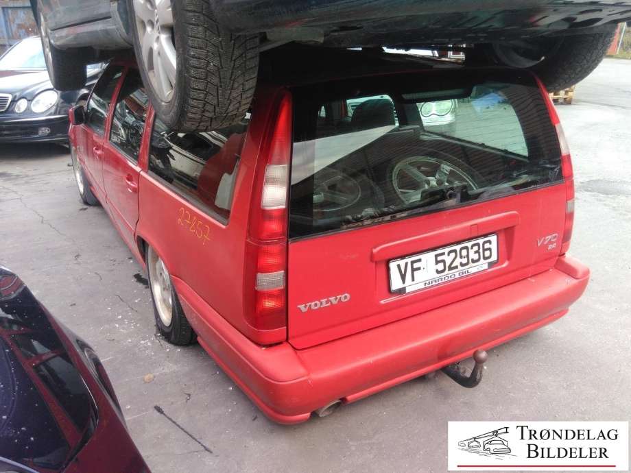 Volvo V70 (S70/XC70) 1997-2000 (Type I) , Motorkode: B5244S2, Girkassekode: M56