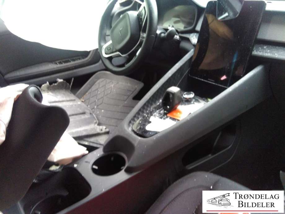 Polestar 2 2020-->> , Motorkode: EAD3.1|EAD3.1, Girkassekode: 1-SPEED AWD / 1EDT AWD