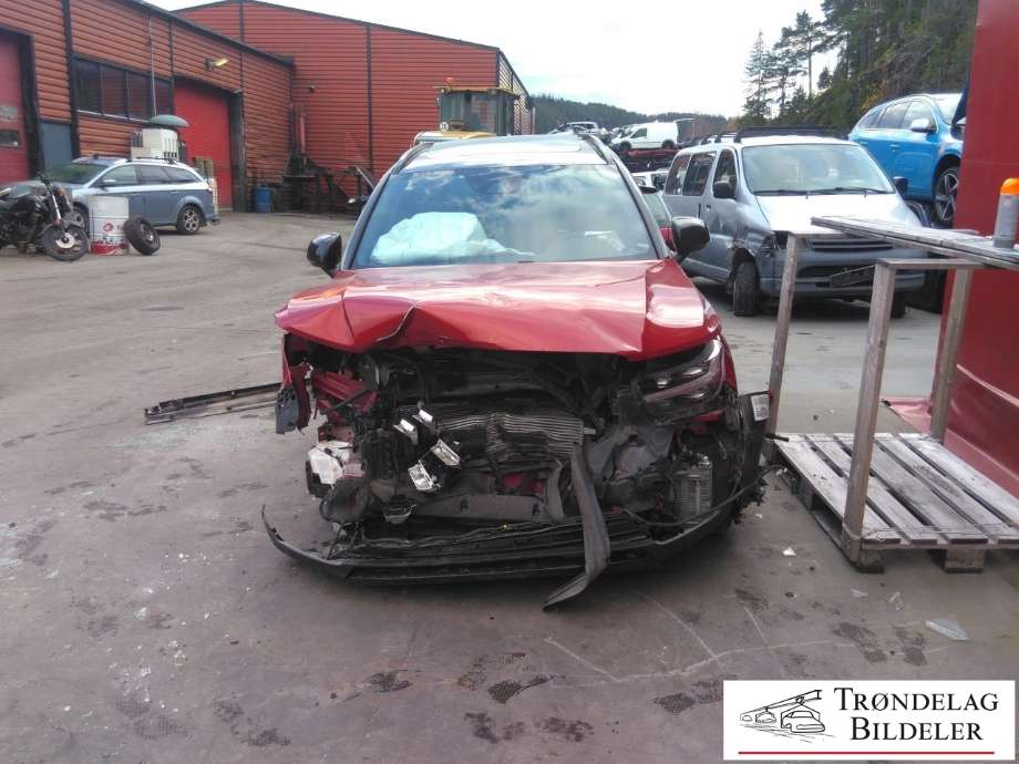 Volvo XC40 2018-2024 , Motorkode: B2APHEV / B3154T5, Girkassekode: 7-DCT 2WD / 7DCTH