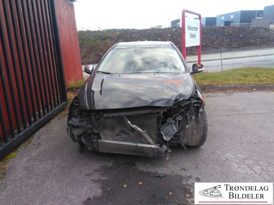 Volvo V60 2010-2013 (Type I, Fase 1) , Motorkode: D4162T, Girkassekode: 6-MAN 2WD / MMT6