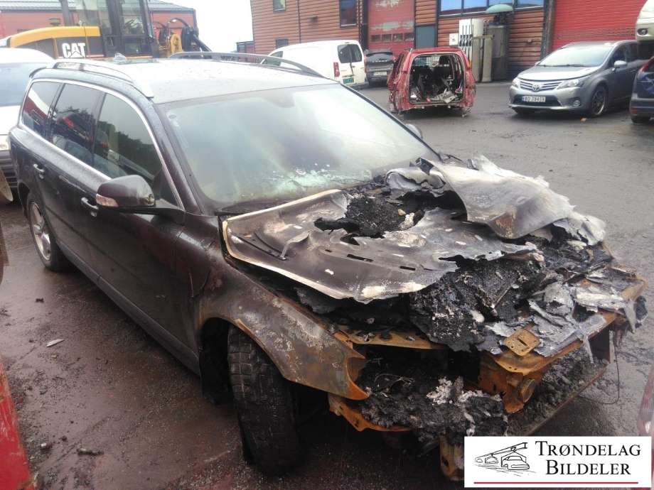 Volvo V70 2007-2013 (Type III, Fase 1) , Motorkode: D5244T5, Girkassekode: 6-MAN 2WD / M66