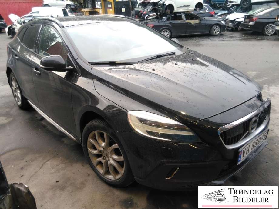 Volvo V40 2012-2019 , Motorkode: D4204T8, Girkassekode: 6-AUT 2WD / TF-71SC