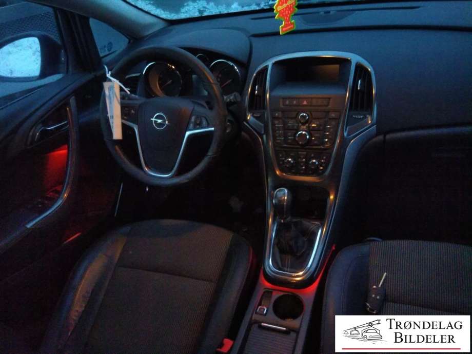 Opel Astra J 2010-2015 , Motorkode: A14NET, Girkassekode: 